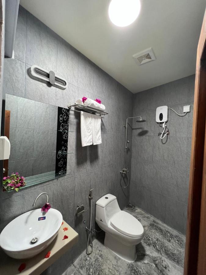 Finolhu Dhigurah Hotel Дхигура Екстериор снимка