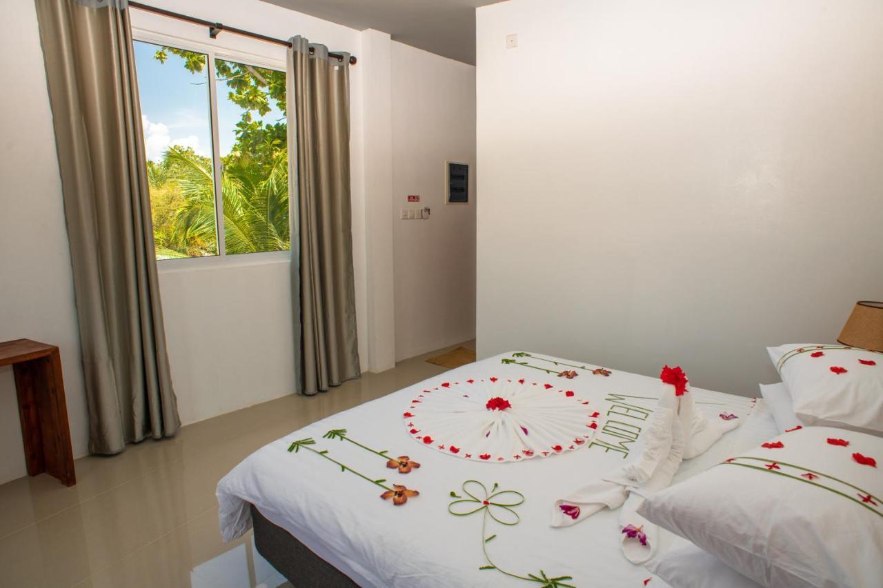 Finolhu Dhigurah Hotel Дхигура Екстериор снимка