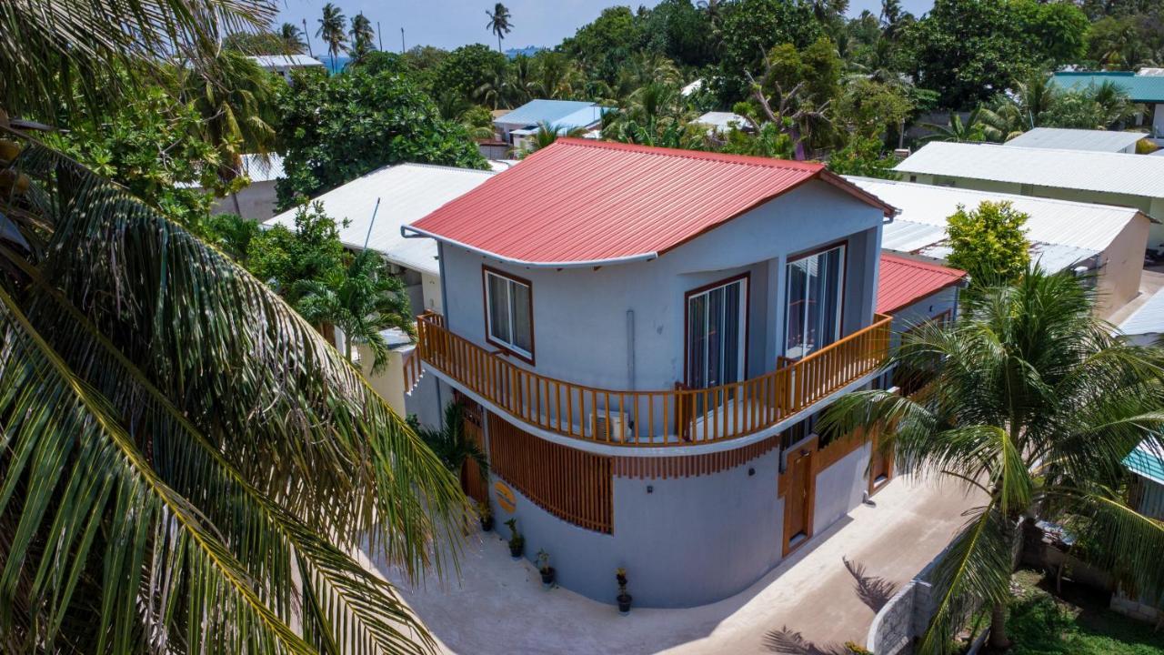 Finolhu Dhigurah Hotel Дхигура Екстериор снимка